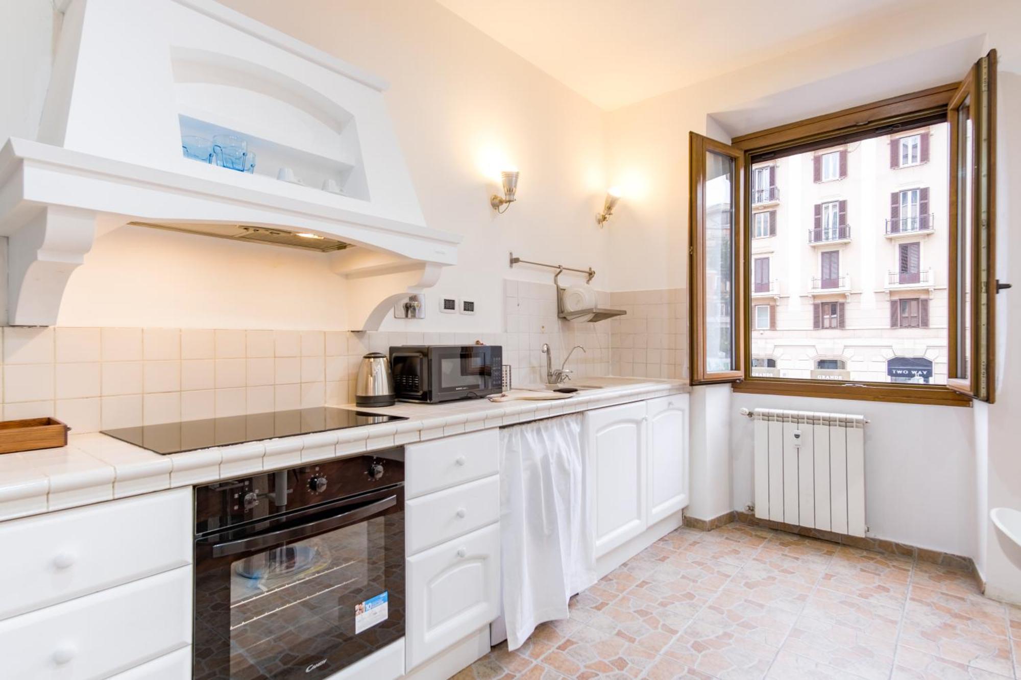 Elegantis San Giovanni - Easily Get To The Historic Center, Metro, Tram And Bus Are Nearby Appartamento